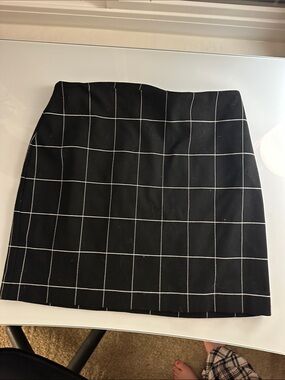 H&M Mini Skirt size 6